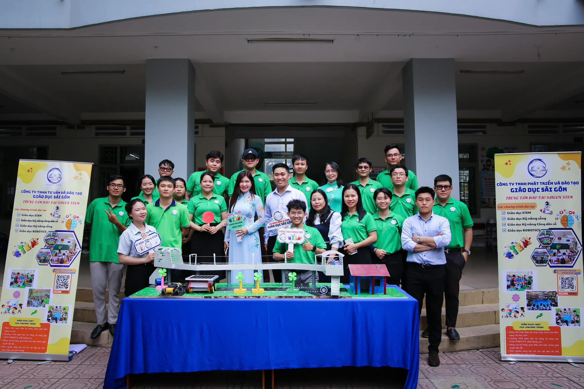 Digital citizenship seminar